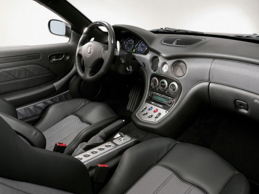  Maserati GranSport Spyder 2005 года  (фото 10 из 12)